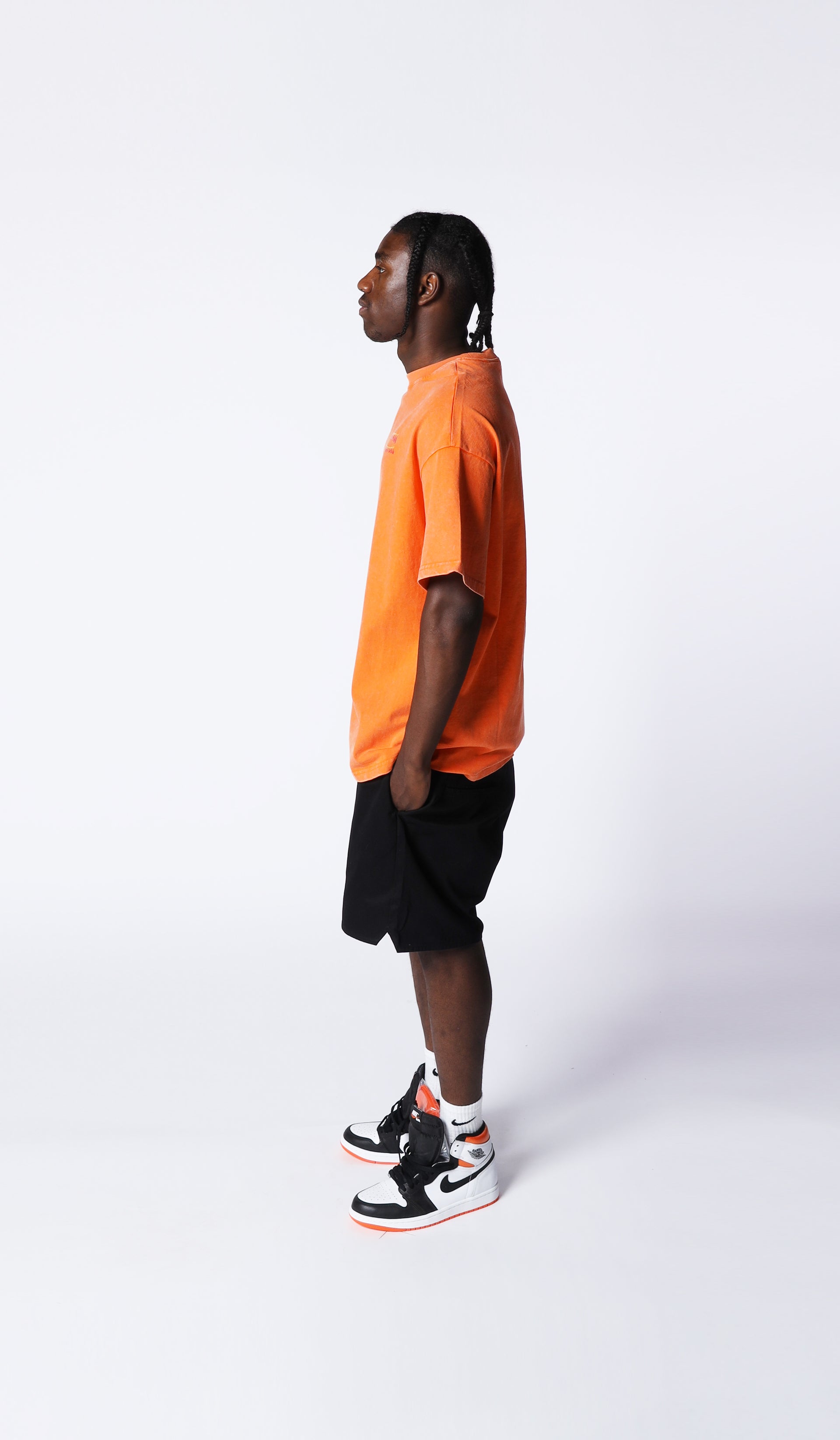 STUCK IN THE 90s T-Shirt Orange